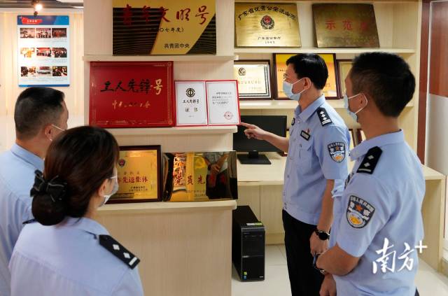 南方+张冠军拍摄