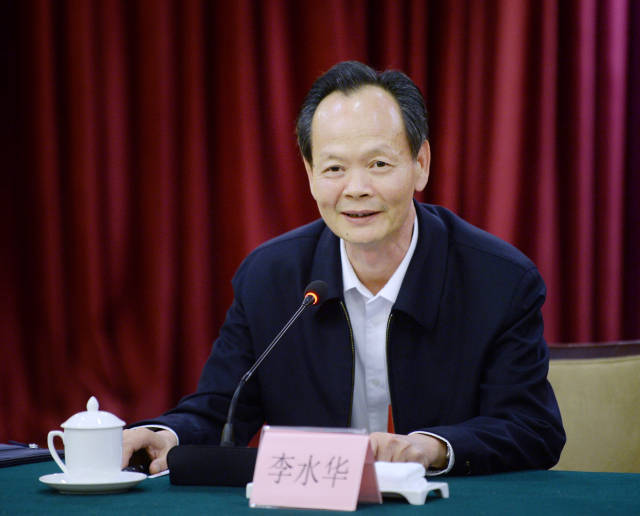 省委政法委常务副书记李水华。南方日报记者 肖雄 王辉 朱洪波摄 省委政法委常务副书记李水华。南方日报记者 肖雄 王辉 朱洪波摄